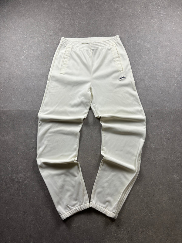 HU-A048